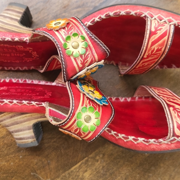 Spring Step sandles - Picture 5 of 7